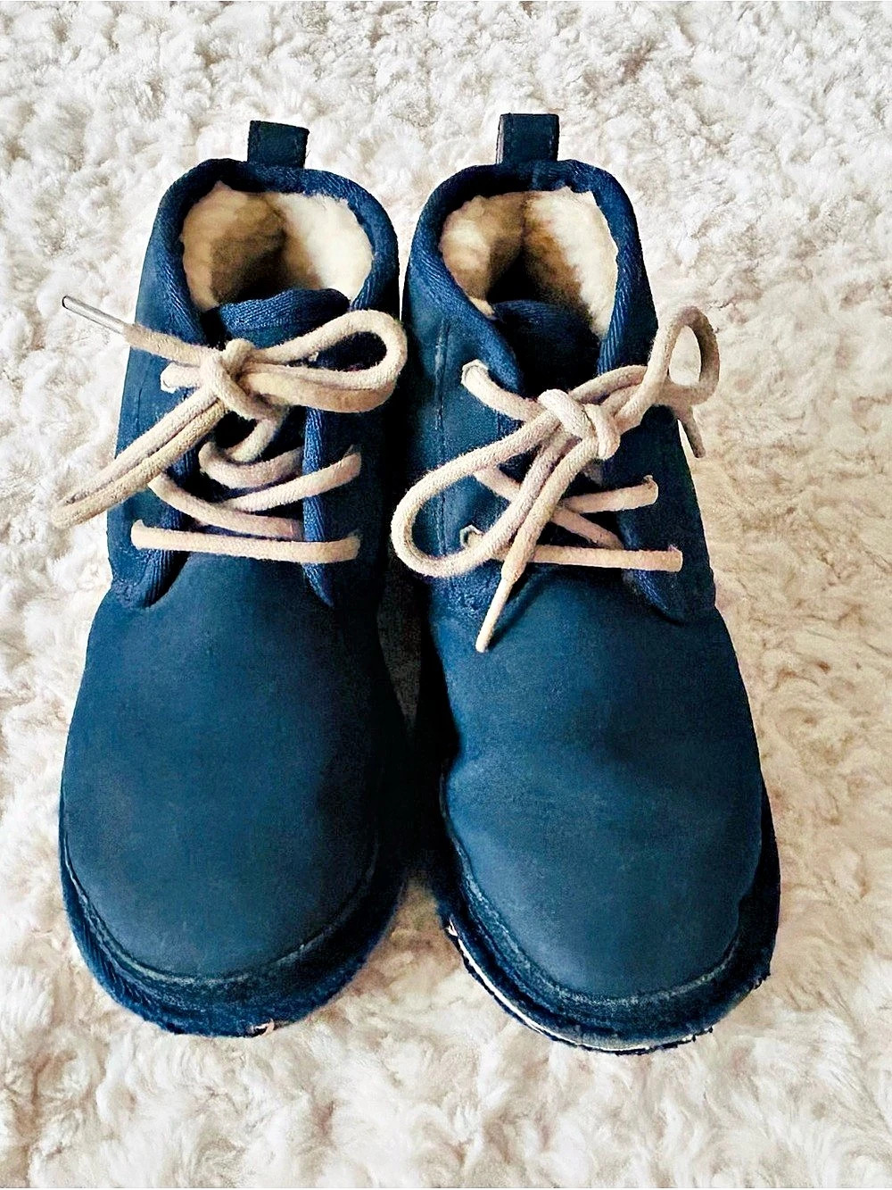 UGG Neumel Chukka Boot Blue Lace-Up Boots - Kids